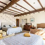 Bourdeverre D'hotes Sanxay