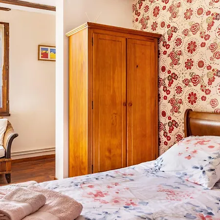 Bourdeverre D'hotes Bed & Breakfast Sanxay